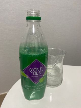 몽베스트 Montbest with Sparkling water Lime20병 — 4.5점을 준 리뷰어가 2021년 10월 올린 사용 사진
