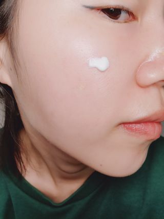 바노바기 코스메틱 바노바기 밀크씨슬 리페어 시카 선스크린 플러스 50ml — 4점을 준 리뷰어가 2023년 1월 올린 사용 사진