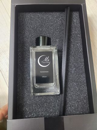 프리미엄 센트문 퍼퓸 디퓨저 100ml — 5점을 준 리뷰어가 2022년 12월 올린 사용 사진