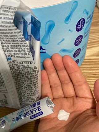 서울약사신협_포스트바이오틱스패밀리_5g x 100포 — 5점을 준 리뷰어가 2021년 3월 올린 사용 사진
