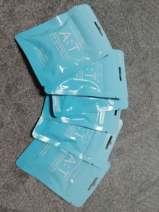 입 냄새 완화에 도움을 주는 에티켓 캔디 앳캔디 스트롱민트 — 5점을 준 리뷰어가 2021년 1월 올린 사용 사진