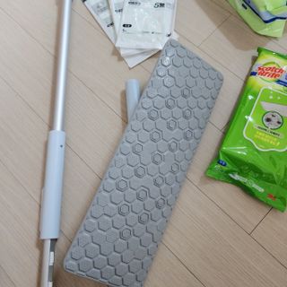 3M 스카치브라이트 파스텔블루 대형 밀대걸레 + 물걸레청소포 대형 30매 세트 — 5점을 준 리뷰어가 2023년 12월 올린 사용 사진