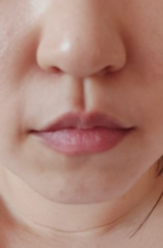[후르디아] 올리브영 꿀과즙 립밤 2종 (블루베리/석류) — 5점을 준 리뷰어가 2022년 1월 올린 사용 사진