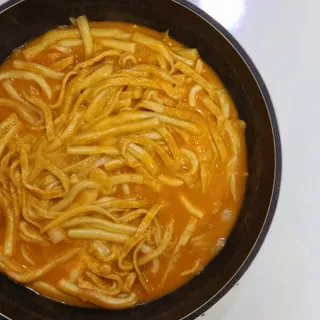[푸딩팩토리] 로제누들떡볶이 500g / 까르보나라크림누들떡볶이 500g — 5점을 준 리뷰어가 2022년 7월 올린 사용 사진