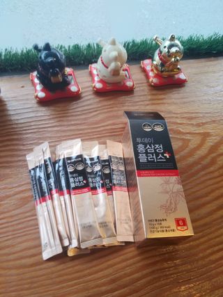 서울약사신협_투데이홍삼정플러스스틱_10g x 60포 — 5점을 준 리뷰어가 2021년 6월 올린 사용 사진