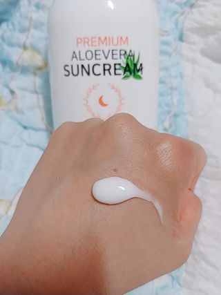 [닥터문] 프리미엄 알로에베라 선크림 500ml — 5점을 준 리뷰어가 2022년 5월 올린 사용 사진