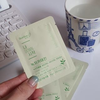 12월 15일 출시, 건강기능식품 브랜드 본리브 나 다운 시작 제품 3종 — 5점을 준 리뷰어가 2021년 2월 올린 사용 사진