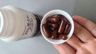 프리마인 홍삼의 강력한 에너지, 이제는 흡수율을 높인 최첨단 캡슐로 간편하게 초고속 충전하세요. — 5점을 준 리뷰어가 2022년 3월 올린 사용 사진