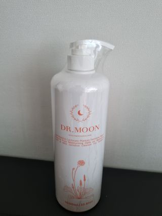 프리[닥터문] 유산균 락토케어 질경초 여성청결제 1000ml (젤타입) — 4.5점을 준 리뷰어가 2022년 7월 올린 사용 사진