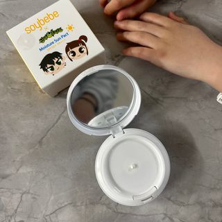 소이베베X신비아파트 모이스쳐 선팩트 SPF50+ PA+++ — 5점을 준 리뷰어가 2023년 4월 올린 사용 사진
