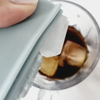 니디즈 포트아이스 2단 밀폐 실리콘 얼음틀 — 5점을 준 리뷰어가 2023년 1월 올린 사용 사진