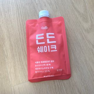 [덜다] 든든 식물성 단백질 쉐이크 40g X 7입 (곡물/딸기) — 5점을 준 리뷰어가 2023년 8월 올린 사용 사진