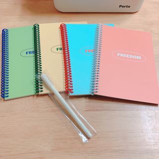 리훈 언제든지 필요한 기본 아이템 아무노트 4권세트+저점도펜[색상랜덤배송] — 4.5점을 준 리뷰어가 2021년 6월 올린 사용 사진