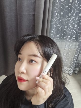더소설 소설 블랙아이래쉬 세럼 10g(SOSEOL BLACK EYELASH SERUM 10g) — 5점을 준 리뷰어가 2023년 12월 올린 사용 사진