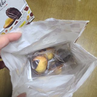 [메종콜리브리] 프랑스 마들렌 메종콜리브리 초콜릿 마들렌 2팩 — 5점을 준 리뷰어가 2021년 11월 올린 사용 사진