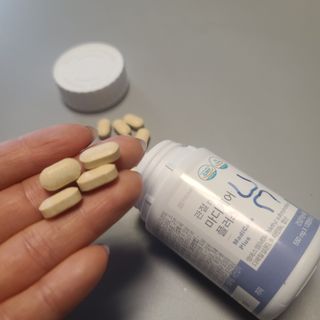 프리마인 평생 써야하는 관절의 건강을 위한 완벽설계 솔루션 관절n마디케어 플러스 120정 — 5점을 준 리뷰어가 2021년 9월 올린 사용 사진