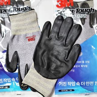 3M 안전장갑 슈퍼터프 NBR 3개 (M/L 사이즈 선택) — 5점을 준 리뷰어가 2023년 5월 올린 사용 사진