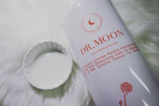 프리[닥터문] 유산균 락토케어 질경초 여성청결제 1000ml (젤타입) — 5점을 준 리뷰어가 2022년 5월 올린 사용 사진