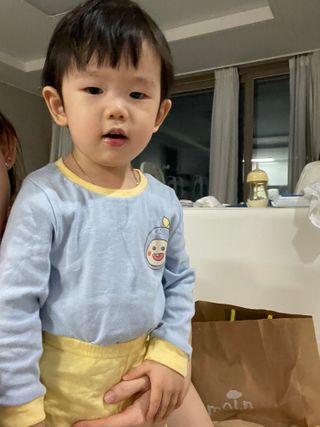 유비맘 캔디팡팡 내의/내복 상하 세트 — 5점을 준 리뷰어가 2021년 3월 올린 사용 사진