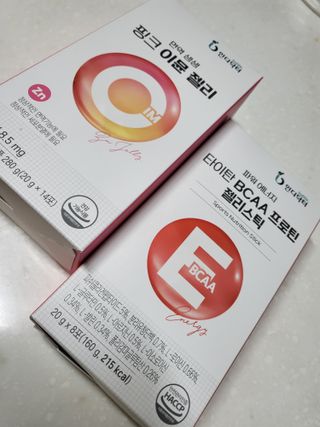 인디닥터 면역 생생 핑크 이뮨 젤리 + 타이탄 BCAA 프로틴 젤리스틱 — 5점을 준 리뷰어가 2022년 5월 올린 사용 사진