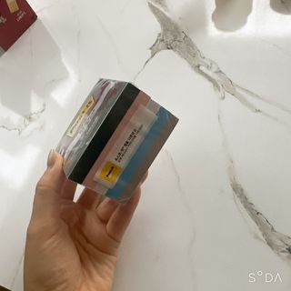 [3M] 포스트잇 점착메모지 강한점착용 노트654 심플리서린 5패드 430매 — 4점을 준 리뷰어가 2024년 9월 올린 사용 사진