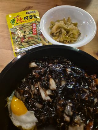 루시델리 야미하우스 홍콩 스파이시 프리미엄 짜사이 무침 500g — 4.5점을 준 리뷰어가 2024년 7월 올린 사용 사진