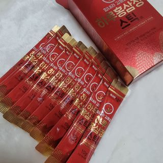 힘내라김홍삼 하루홍삼정스틱 10g x 10포 — 4점을 준 리뷰어가 2021년 3월 올린 사용 사진