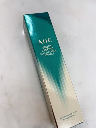 [NEW 탄력유턴 아이크림] AHC 유스 래스팅 리얼 아이크림 포 페이스 — 5점을 준 리뷰어가 2021년 3월 올린 사용 사진