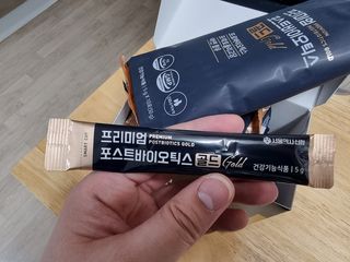서울약사신협_프리미엄포스트바이오틱스골드_5g x 50포 — 4점을 준 리뷰어가 2021년 4월 올린 사용 사진