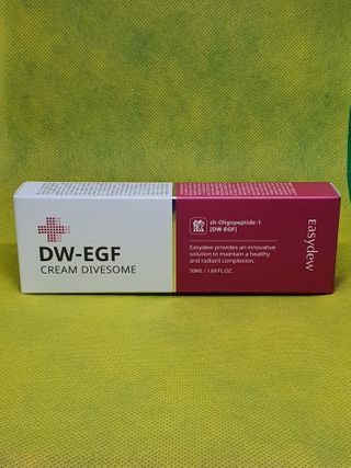 이지듀 DW-EGF 크림 다이브좀_콜라겐이 쏙쏙, 탄력피부로 다이빙 — 5점을 준 리뷰어가 2021년 3월 올린 사용 사진