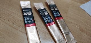 서울약사신협_투데이홍삼정플러스스틱_10g x 60포 — 5점을 준 리뷰어가 2021년 7월 올린 사용 사진