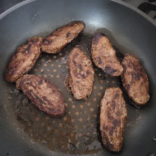 한성기업 명란한 떡갈비 — 5점을 준 리뷰어가 2021년 8월 올린 사용 사진