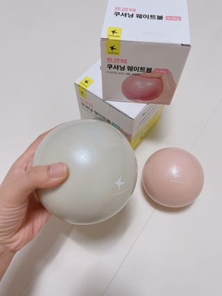 트라택 쿠셔닝 웨이트볼 0.5kg + 1kg SET — 5점을 준 리뷰어가 2022년 5월 올린 사용 사진