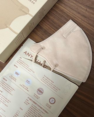 애니가드 셋업마스크 4컬러 각 10매입 [크리미베이지, 캐시미어로즈, 초콜렛브라운, 미드나잇네이비] — 5점을 준 리뷰어가 2022년 2월 올린 사용 사진