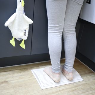 창신리빙 프랑코 강력 지압보드 — 5점을 준 리뷰어가 2022년 11월 올린 사용 사진