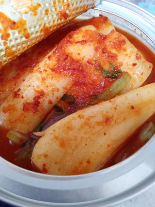 셰프애찬 알타리김치 총각김치 1kg — 5점을 준 리뷰어가 2022년 10월 올린 사용 사진