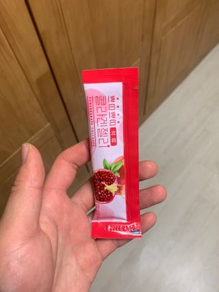헬스업_쁘띠쁘띠석류콜라겐젤리_20g x 14포 — 4.5점을 준 리뷰어가 2020년 12월 올린 사용 사진