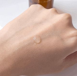 스킨큐어 산다화 비타민c 화이트닝 에센스 30ml — 5점을 준 리뷰어가 2023년 9월 올린 사용 사진
