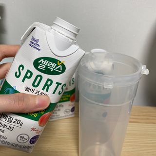 셀렉스스포츠 셀렉스 스포츠 웨이 프로틴 복숭아_ 330ml x 12팩 — 4.5점을 준 리뷰어가 2021년 4월 올린 사용 사진