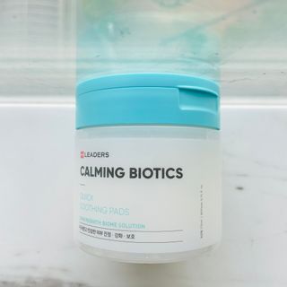 리더스코스메틱 리더스 카밍 바이오틱스 퀵 수딩 패드 — 5점을 준 리뷰어가 2022년 6월 올린 사용 사진