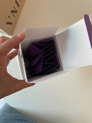 브이나인 글루타치온 비타민C 콜라겐 세라마이드 14포 1BOX — 3점을 준 리뷰어가 2022년 7월 올린 사용 사진