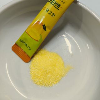 비타앤C 레몬맛, 망고맛 — 5점을 준 리뷰어가 2021년 4월 올린 사용 사진