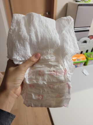 N[템포 ] 패드 내추럴 순면 입는 오버나이트 5P * 2개 — 5점을 준 리뷰어가 2024년 4월 올린 사용 사진