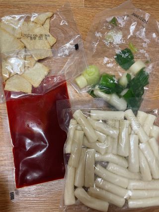 응큼떡볶이 — 5점을 준 리뷰어가 2021년 3월 올린 사용 사진