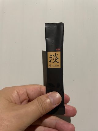담소은 자극없는 무알콜 휴대용 한방가글 스틱 가글담 — 5점을 준 리뷰어가 2022년 10월 올린 사용 사진