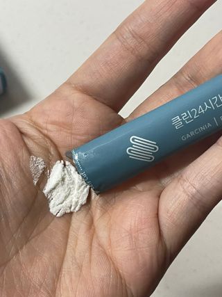 클린24시간 슬림앤유산균 1박스 (3.5g X 15포) — 5점을 준 리뷰어가 2022년 8월 올린 사용 사진