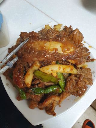 소담스퀘어 상암 통큰오리착한삼겹 1석3조수제양념돼지갈비 — 5점을 준 리뷰어가 2022년 12월 올린 사용 사진