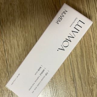 러브모아 향수 고체향수 승무원 고체향수 바르는 향수 니치향수 도손 우드세이지 앤 씨솔트 — 5점을 준 리뷰어가 2022년 12월 올린 사용 사진