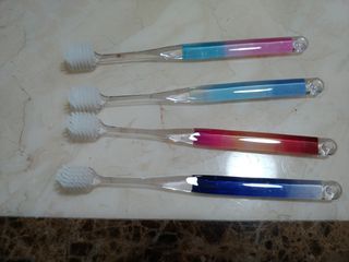 에브리모먼트 에브리 모먼트 칫솔 Every moment toothbrush — 5점을 준 리뷰어가 2022년 3월 올린 사용 사진