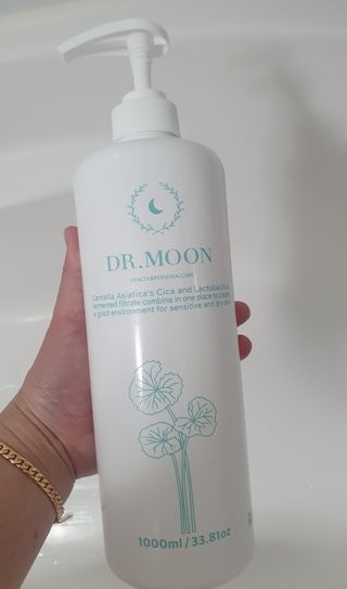 [닥터문] 센텔라 시카케어 화이트머스크 바디워시 1000ml — 5점을 준 리뷰어가 2023년 7월 올린 사용 사진